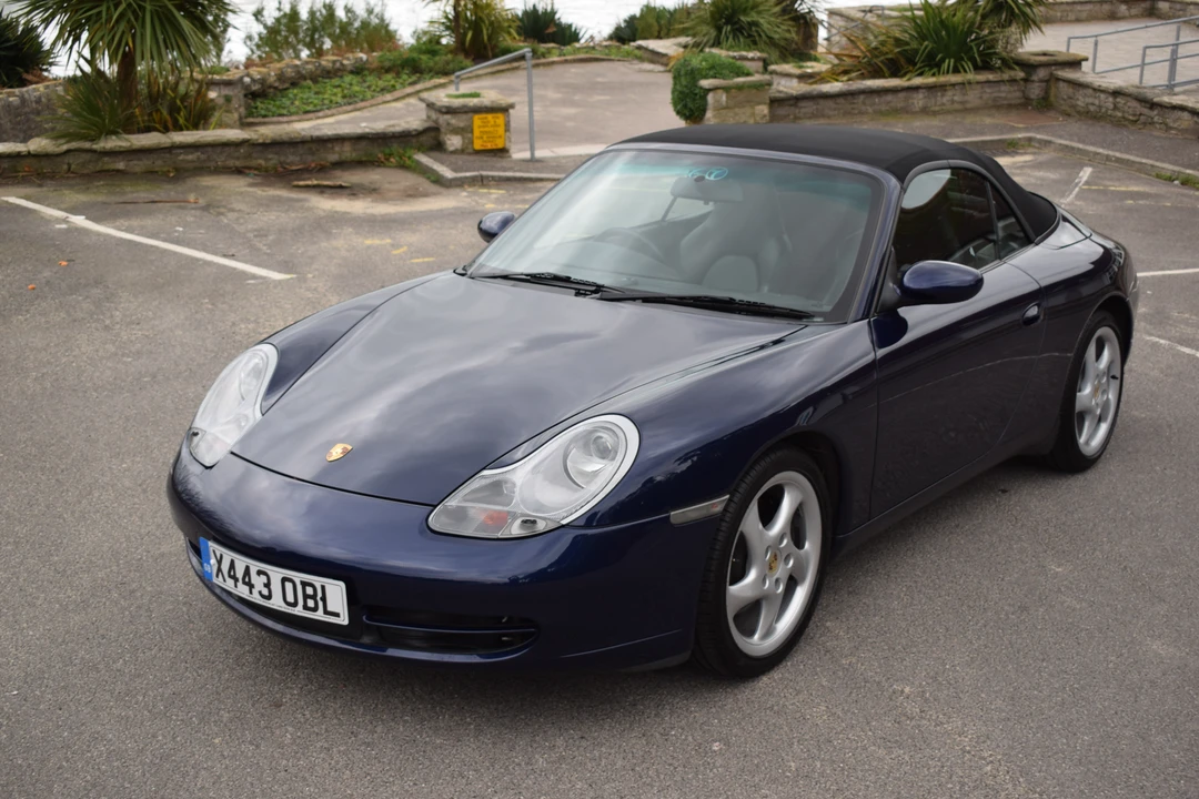 2001 Porsche 996 Carrera - Image 13 of 31
