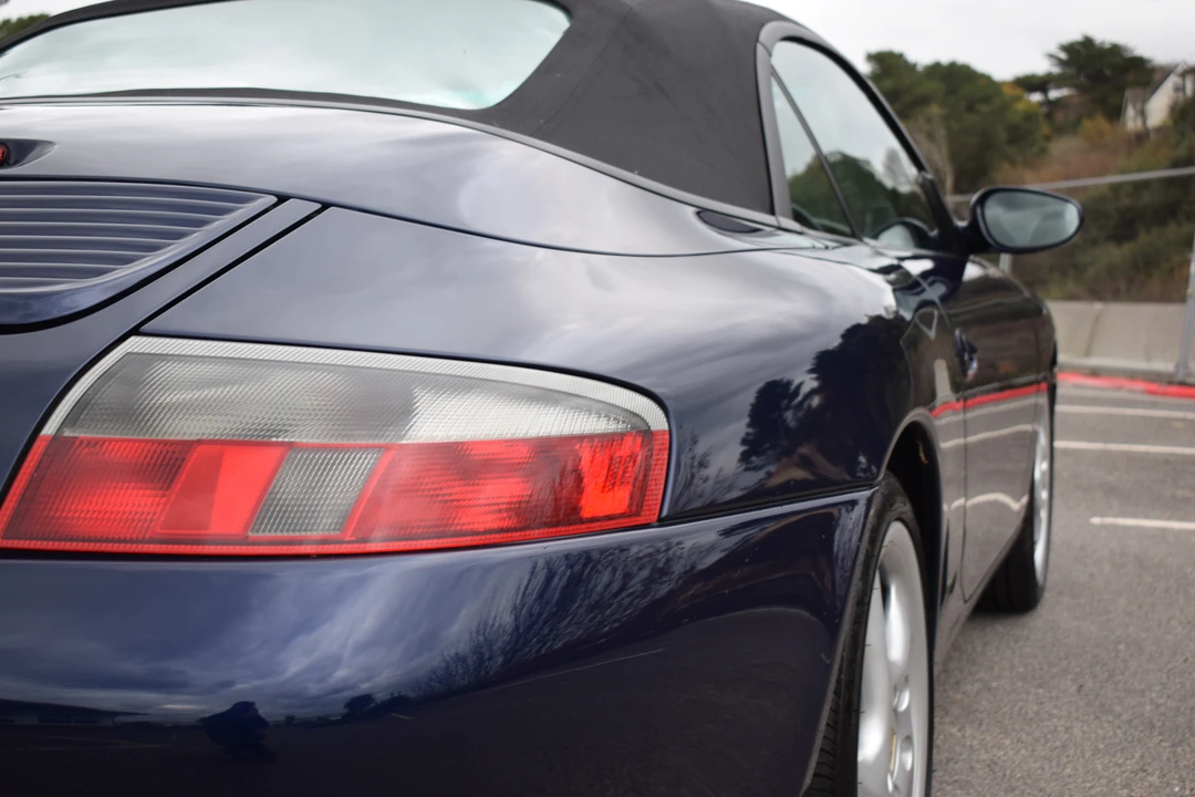 2001 Porsche 996 Carrera - Image 17 of 31