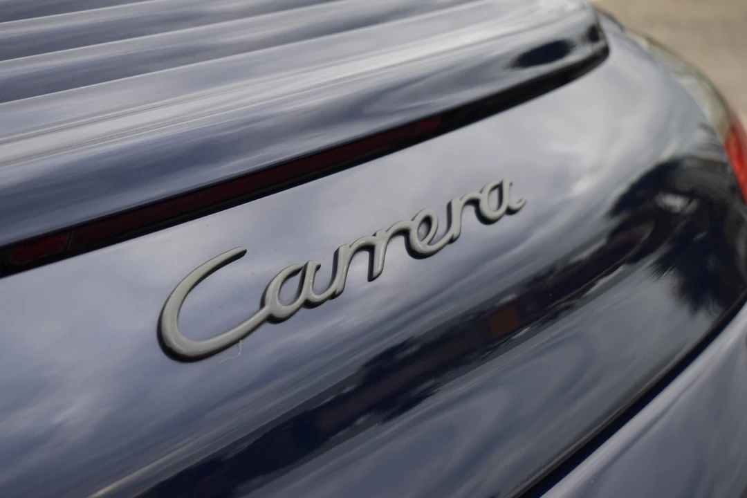 2001 Porsche 996 Carrera - Image 19 of 31