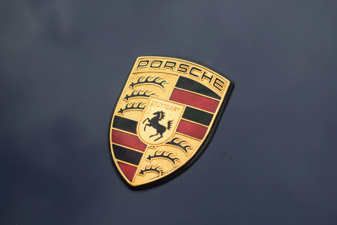 2001 Porsche 996 Carrera - Image 25 of 31