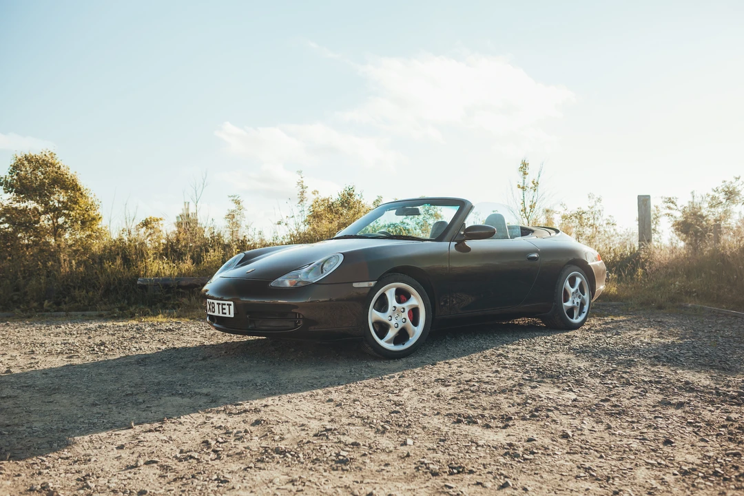 2001 Porsche 996 Carrera - Image 9 of 31