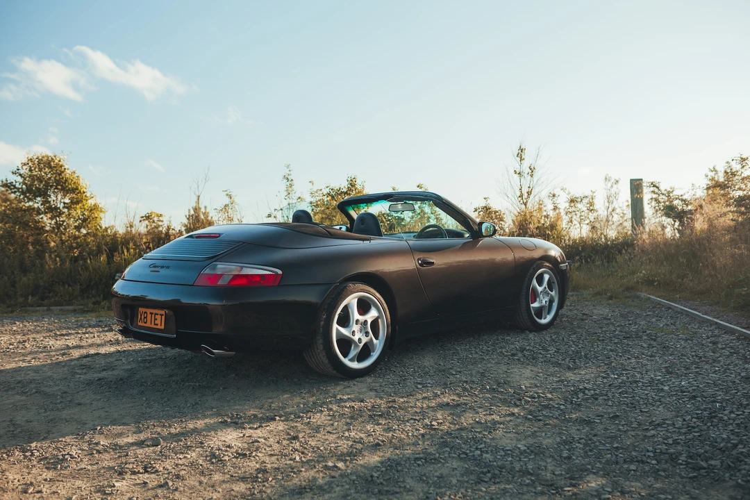 2001 Porsche 996 Carrera - Image 7 of 31
