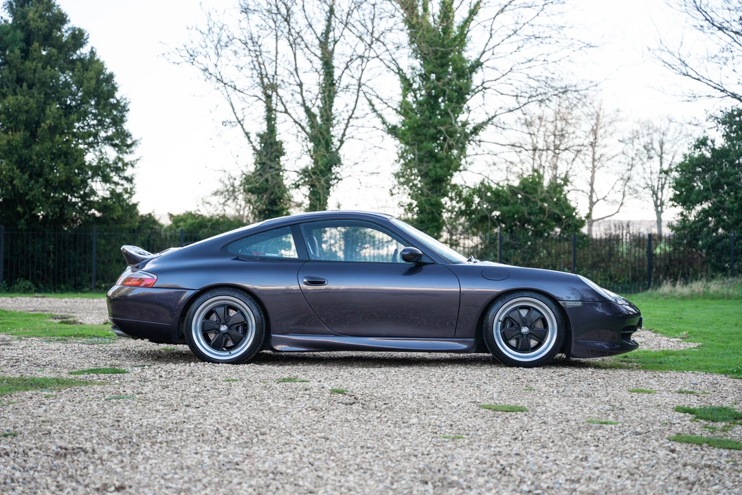 2001 Porsche 996 Carrera - Image 13 of 31