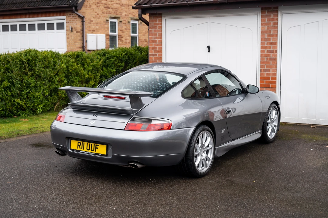 2001 Porsche 996 Carrera - Image 8 of 31