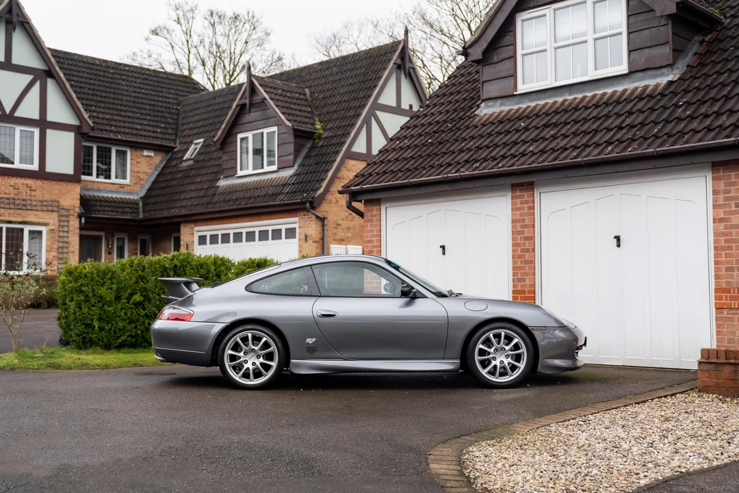 2001 Porsche 996 Carrera - Image 19 of 31