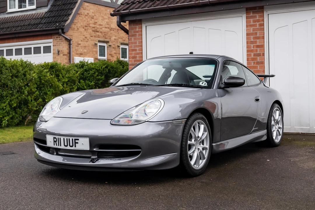 2001 Porsche 996 Carrera - Image 2 of 31