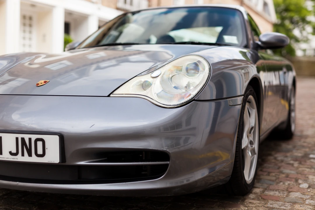 2001 Porsche 996 Carrera 4 - Image 8 of 31