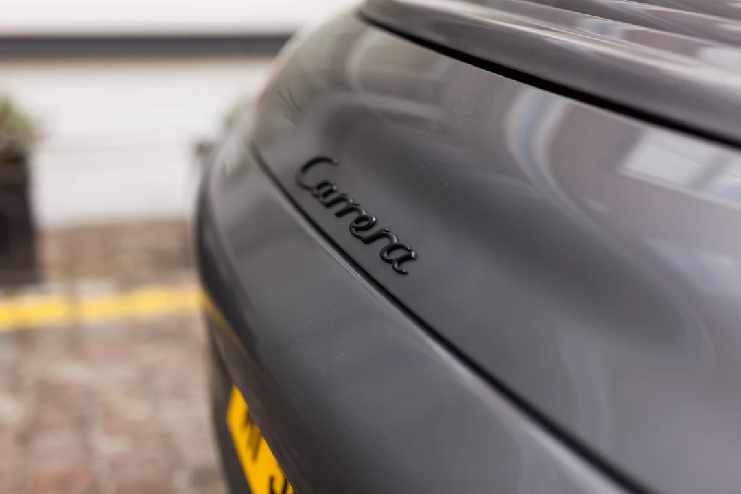 2001 Porsche 996 Carrera 4 - Image 22 of 31