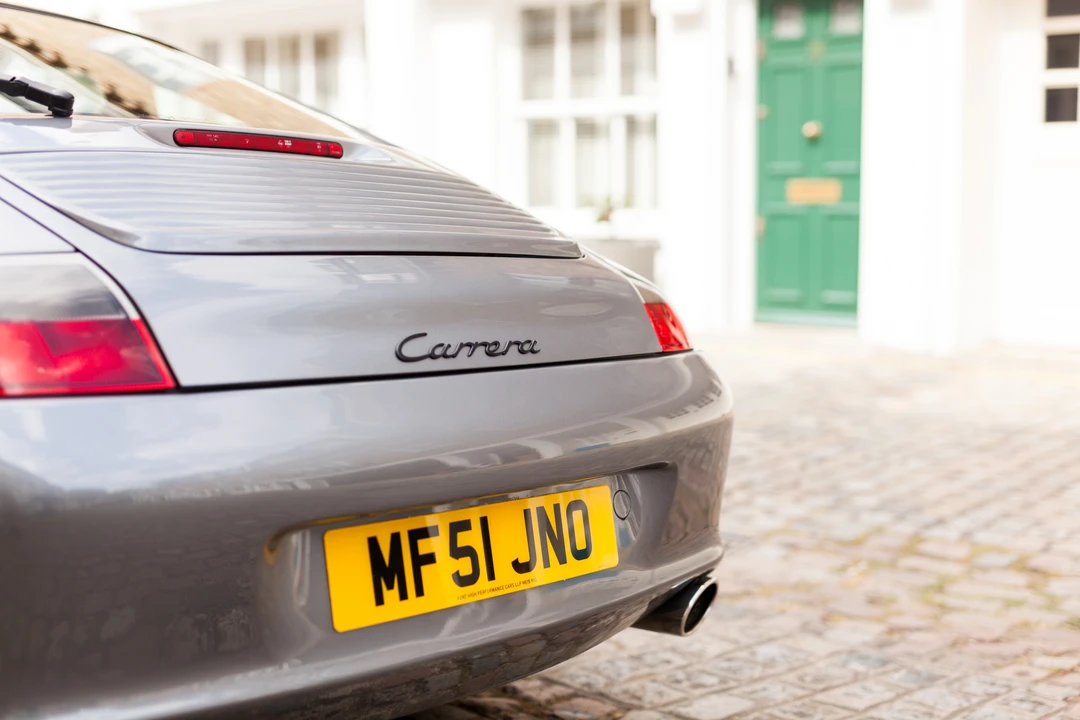 2001 Porsche 996 Carrera 4 - Image 30 of 31