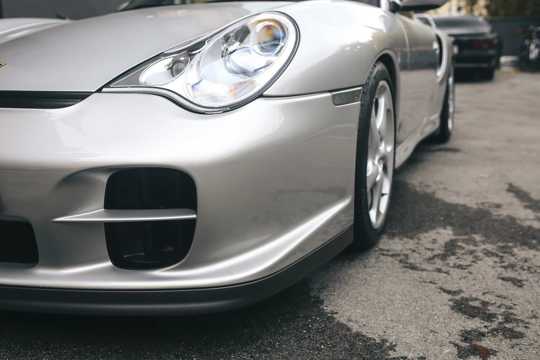 2001 Porsche 996 GT2 - Image 24 of 31