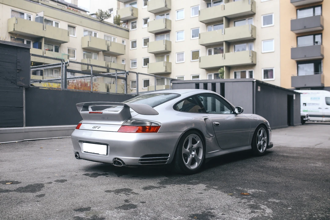 2001 Porsche 996 GT2 - Image 8 of 31