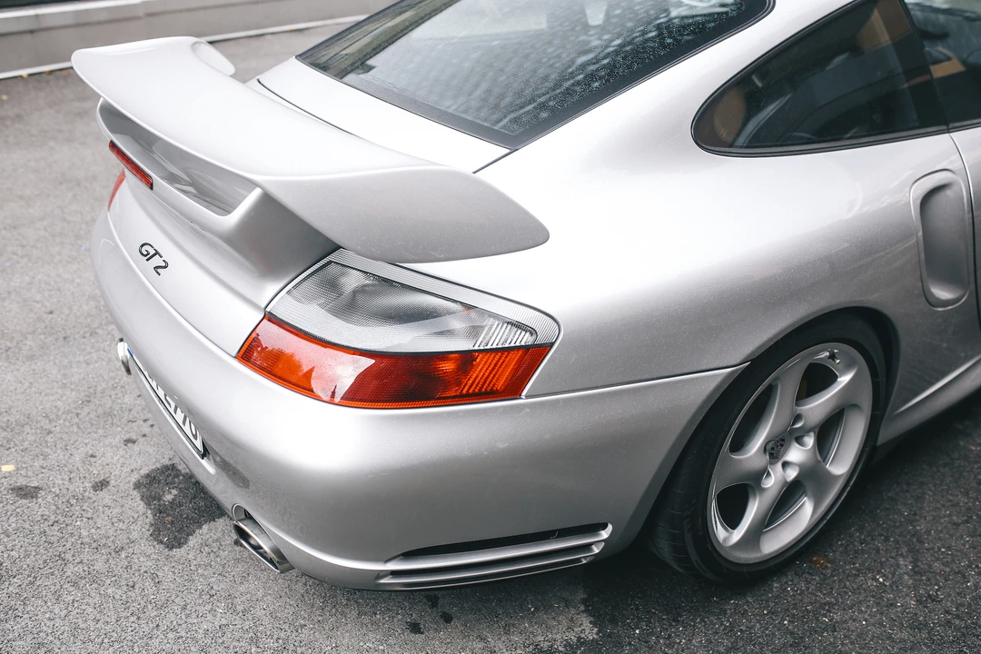 2001 Porsche 996 GT2 - Image 26 of 31