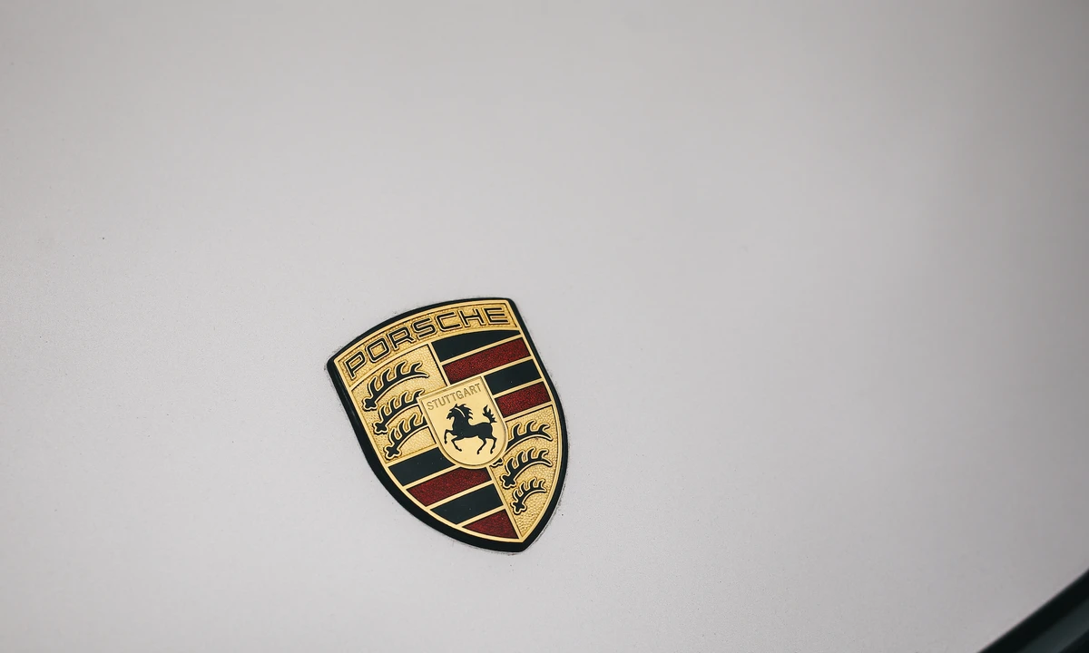2001 Porsche 996 GT2 - Image 17 of 31