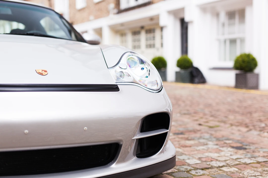 2001 Porsche 996 GT2 - Image 8 of 31