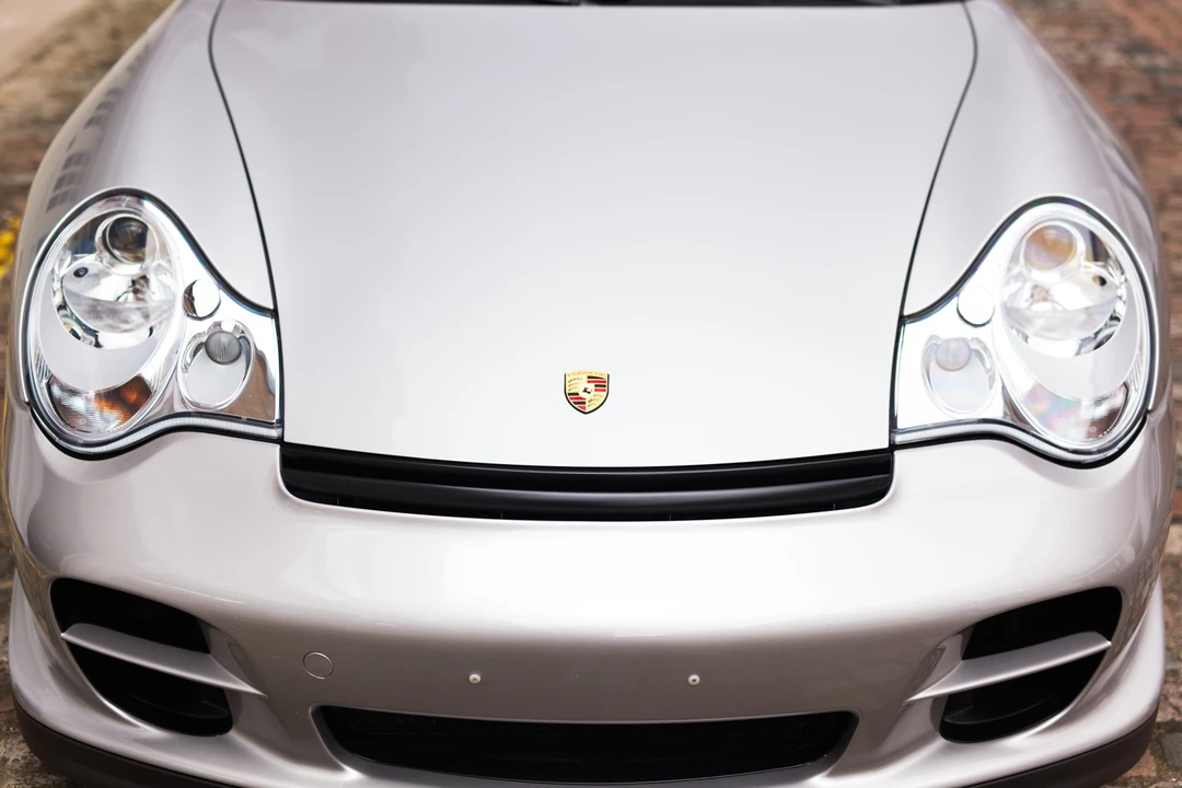 2001 Porsche 996 GT2 - Image 19 of 31