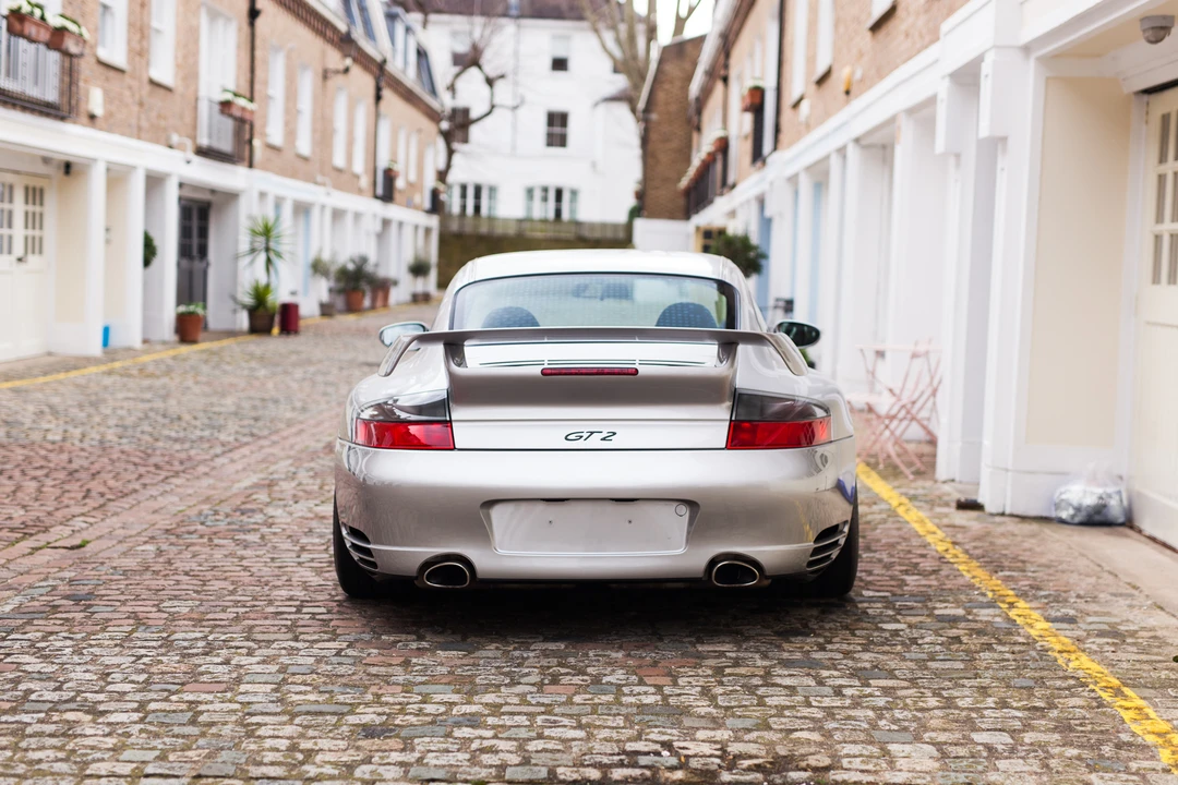 2001 Porsche 996 GT2 - Image 26 of 31