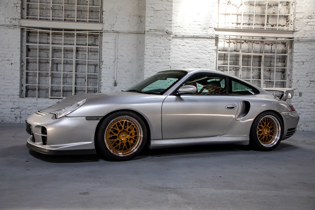2001 Porsche 996 GT2 - Image 11 of 31