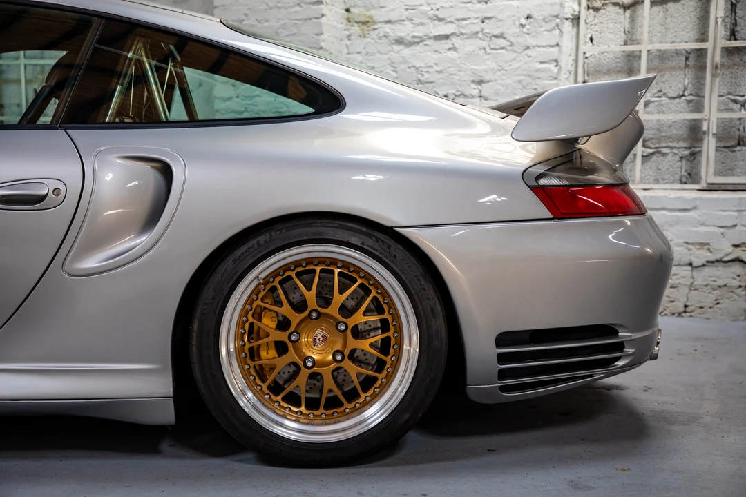 2001 Porsche 996 GT2 - Image 23 of 31