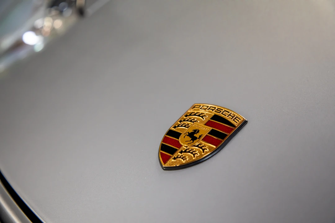 2001 Porsche 996 GT2 - Image 25 of 31