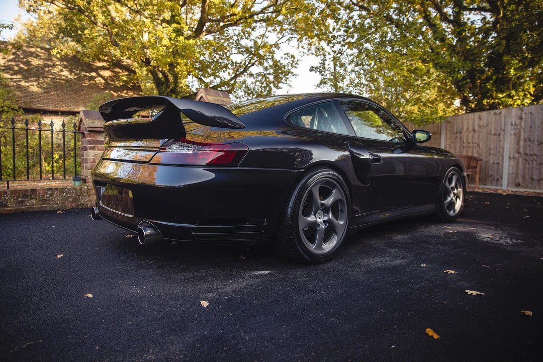 2001 Porsche 996 Turbo - Image 14 of 31