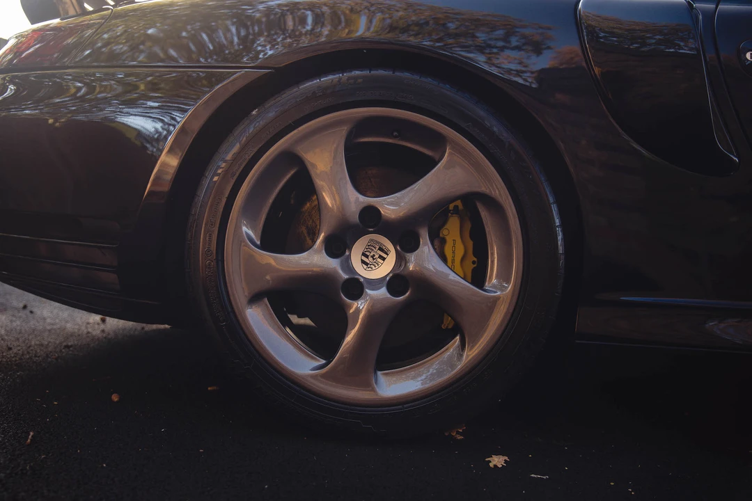 2001 Porsche 996 Turbo - Image 22 of 31