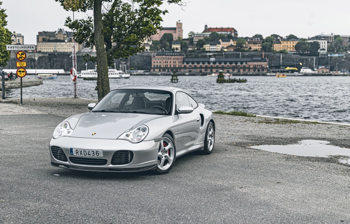 2001 Porsche 996 Turbo - Image 11 of 31