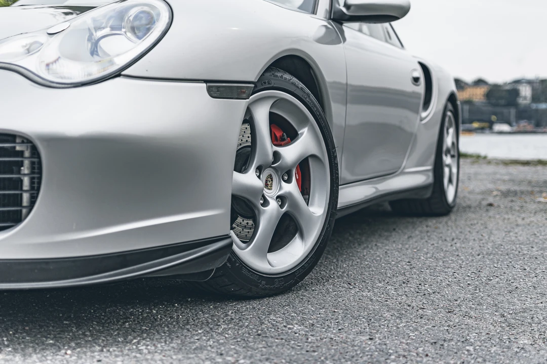 2001 Porsche 996 Turbo - Image 27 of 31