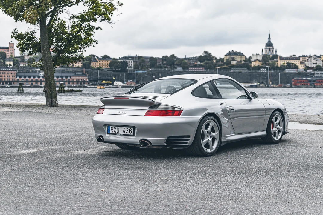 2001 Porsche 996 Turbo - Image 7 of 31