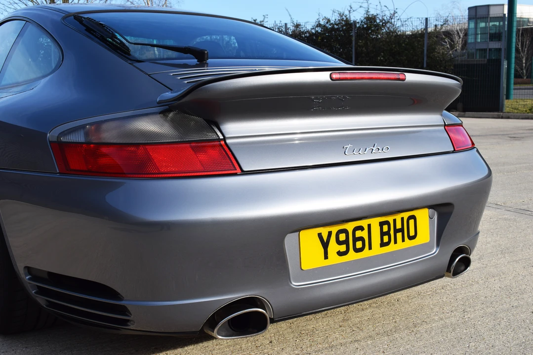 2001 Porsche 996 Turbo - Image 11 of 31
