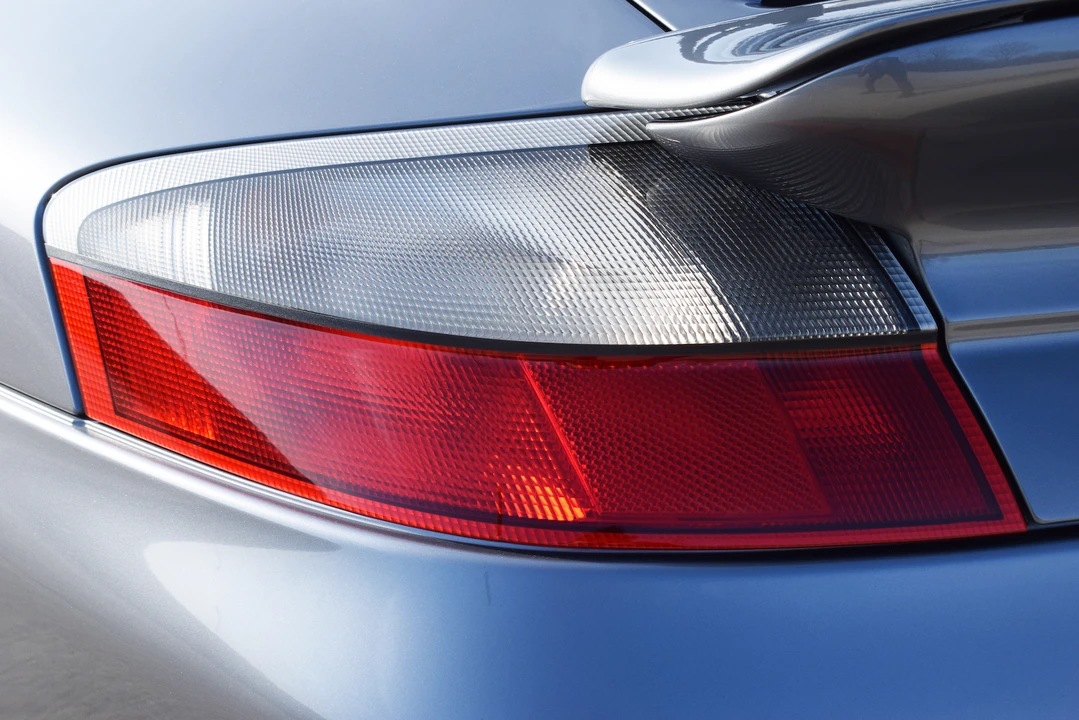 2001 Porsche 996 Turbo - Image 22 of 31
