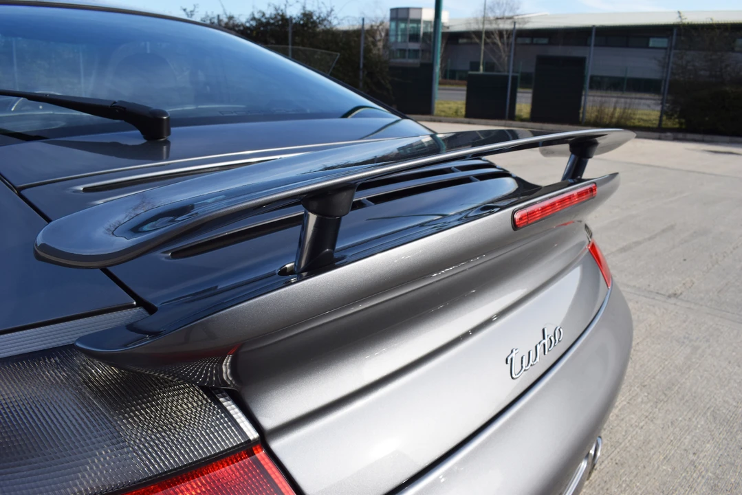 2001 Porsche 996 Turbo - Image 18 of 31