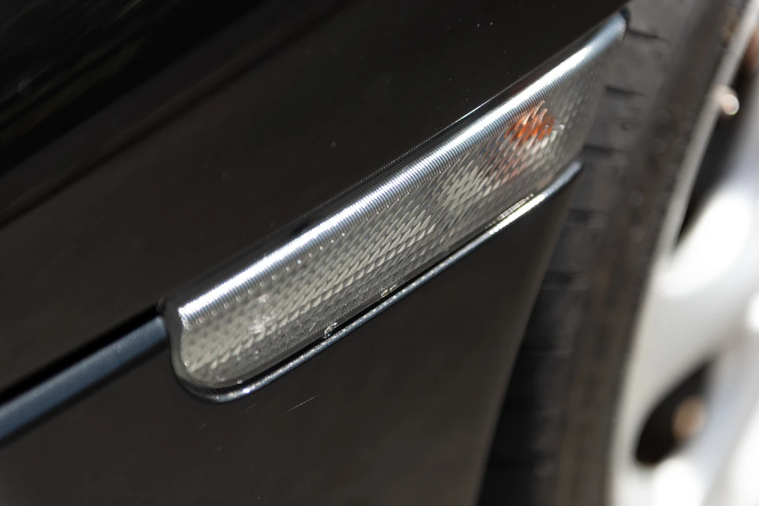 2001 Porsche 996 Turbo - Image 24 of 31