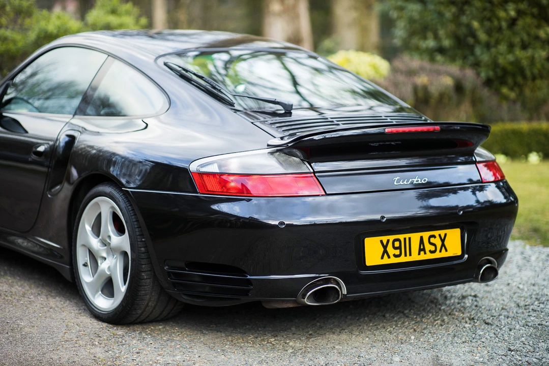 2001 Porsche 996 Turbo - Image 11 of 31