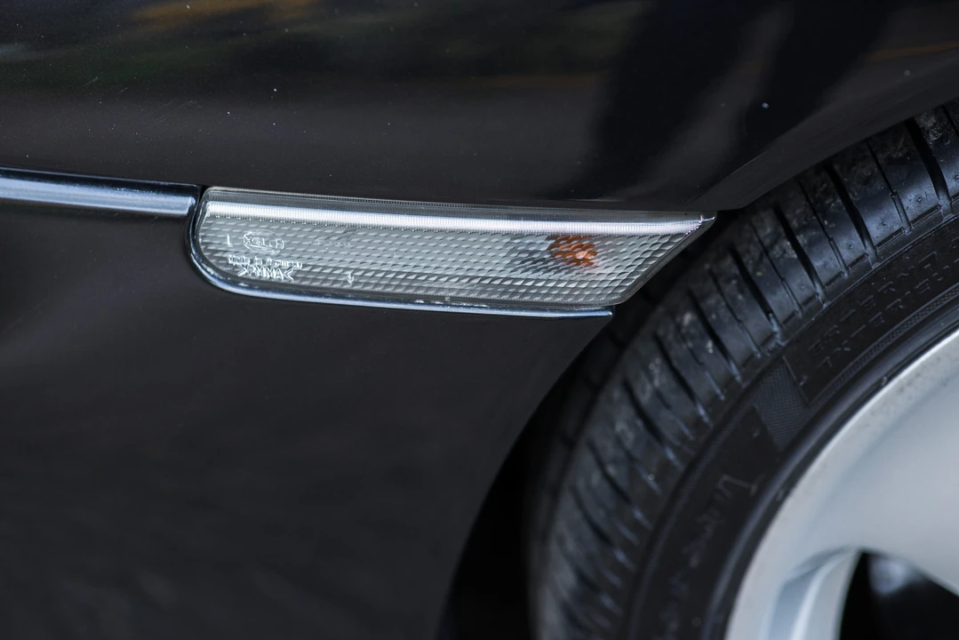 2001 Porsche 996 Turbo - Image 17 of 31