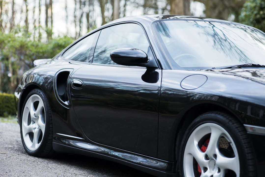 2001 Porsche 996 Turbo - Image 29 of 31