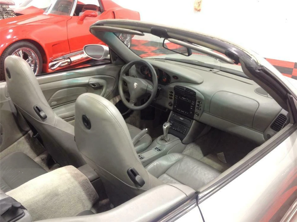 2001 Porsche 996 Carrera - Image 4 of 4