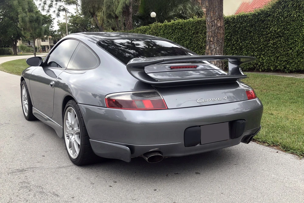 2001 Porsche 996 Carrera 4 - Image 4 of 5
