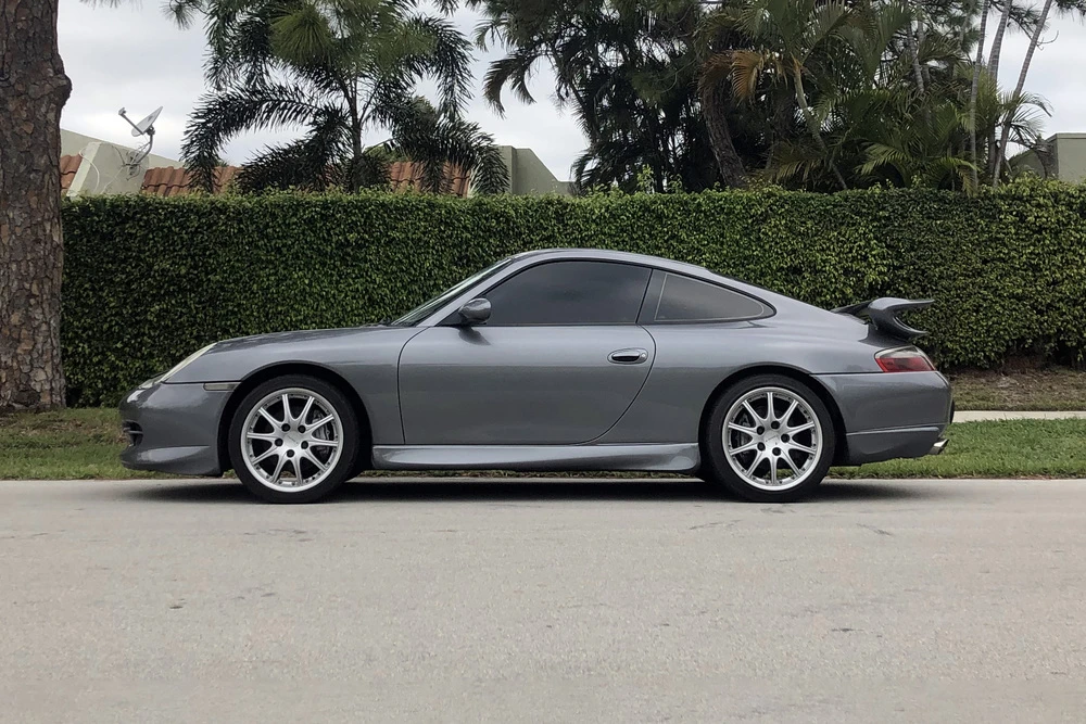 2001 Porsche 996 Carrera 4 - Image 5 of 5