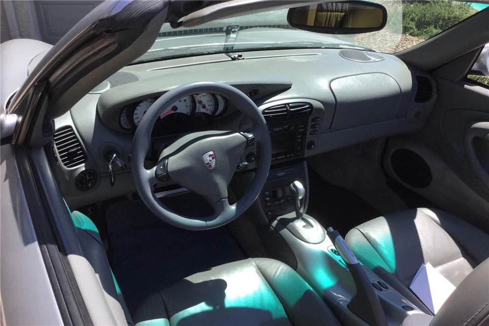2001 Porsche 996 Carrera 4 - Image 3 of 5