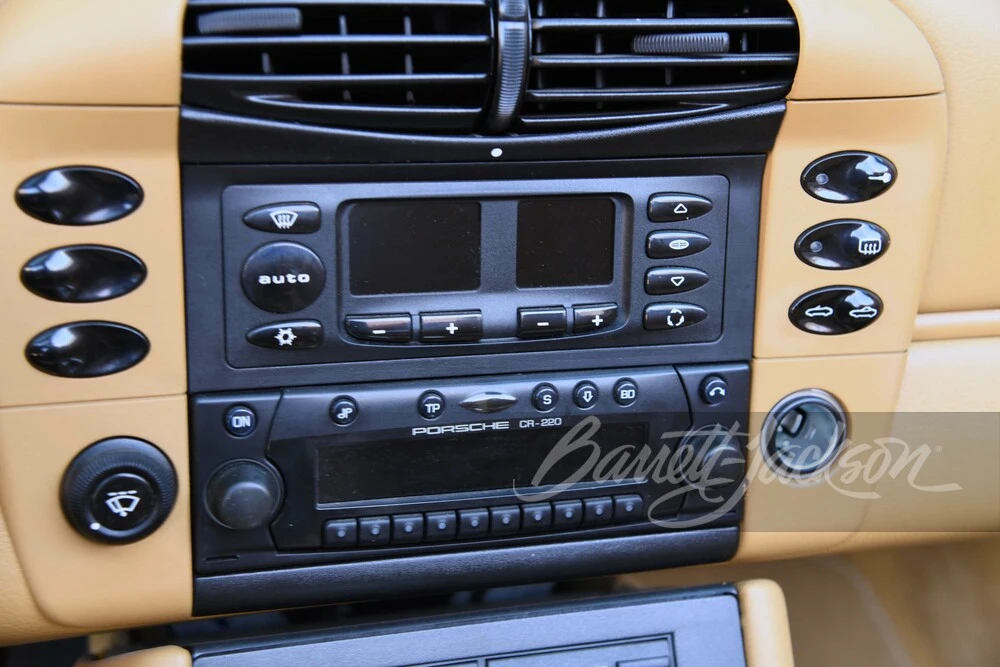 2001 Porsche 996 Carrera - Image 12 of 16