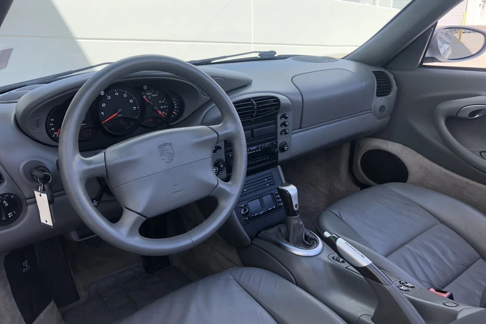2001 Porsche 996 Carrera - Image 4 of 5