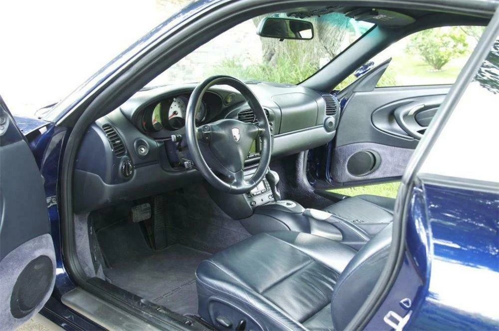 2001 Porsche 996 Carrera - Image 4 of 4