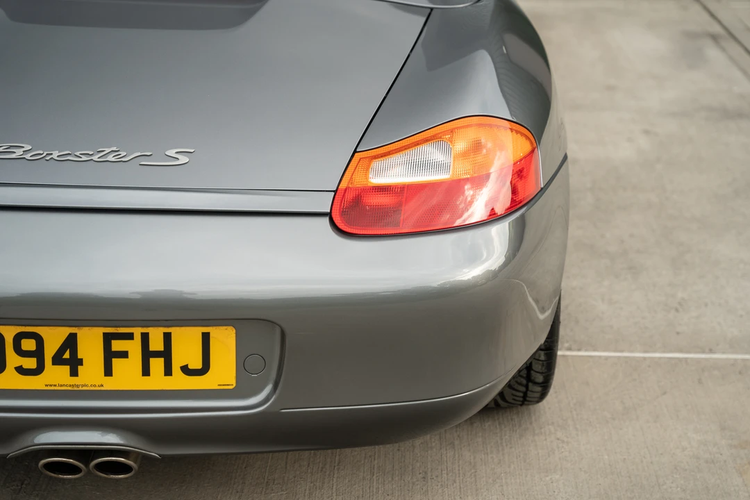 2001 Porsche 986 Boxster S - Image 23 of 31