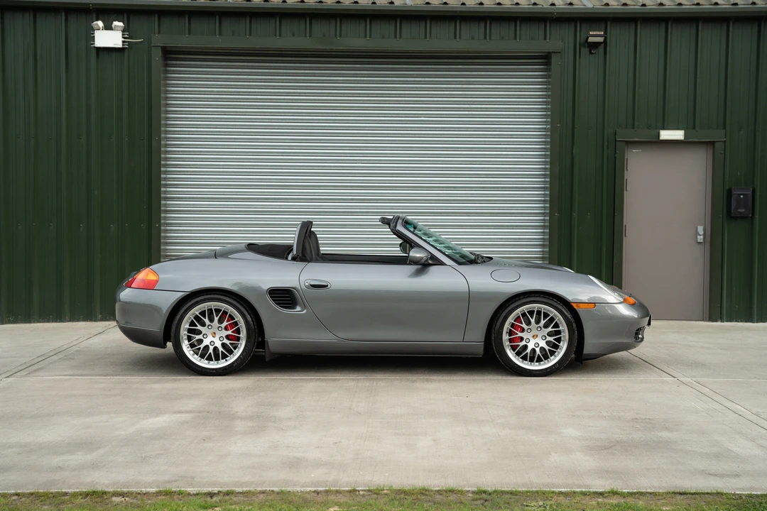 2001 Porsche 986 Boxster S - Image 14 of 31