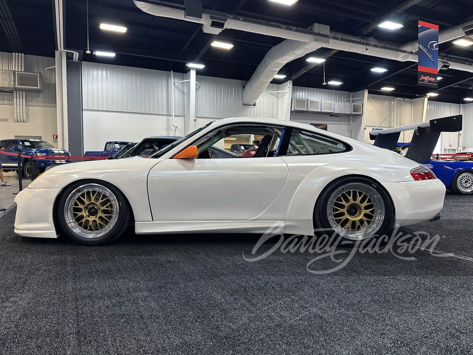 2001 Porsche 996 GT3 RS - Image 2 of 11