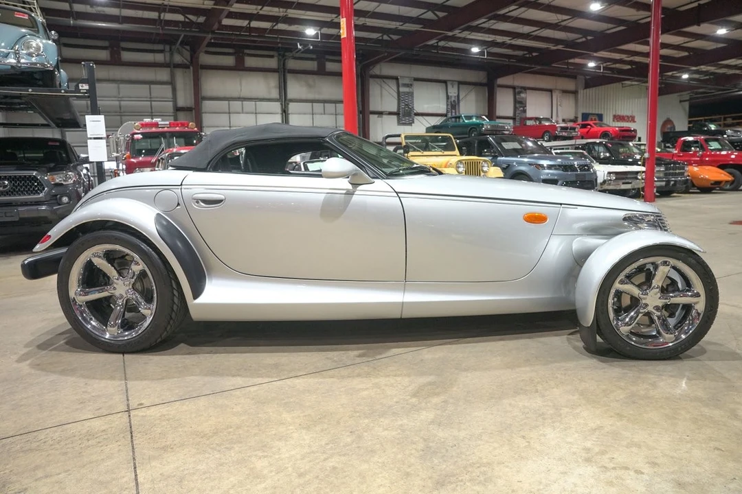 2001 Plymouth Prowler - Image 25 of 31