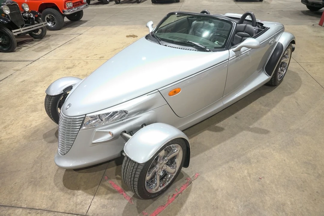 2001 Plymouth Prowler - Image 15 of 31