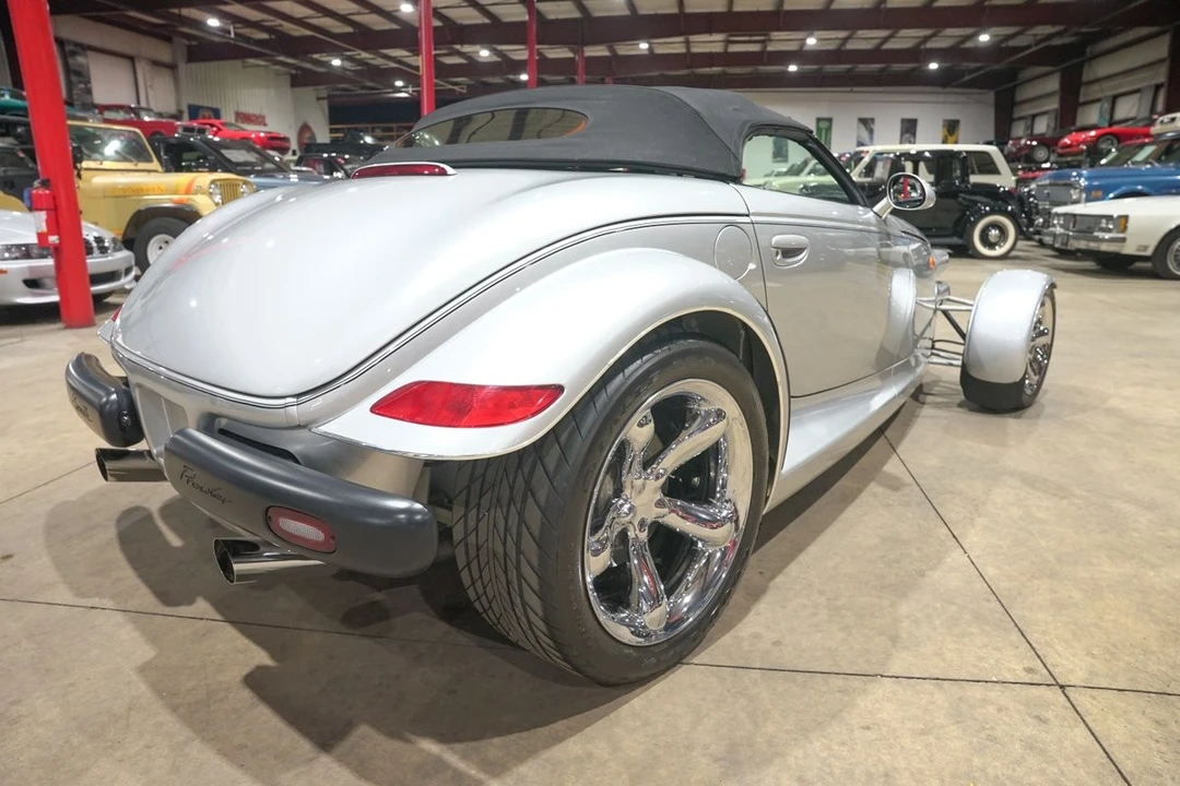 2001 Plymouth Prowler - Image 24 of 31