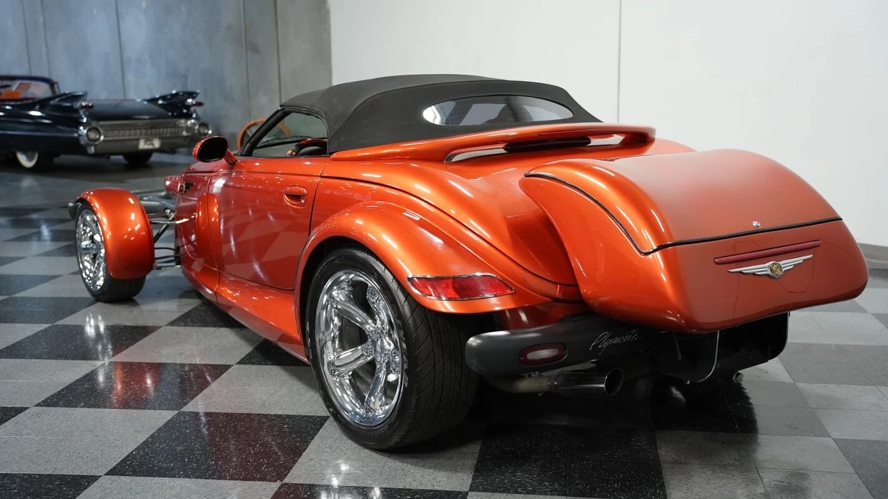 2001 Plymouth Prowler - Image 8 of 12