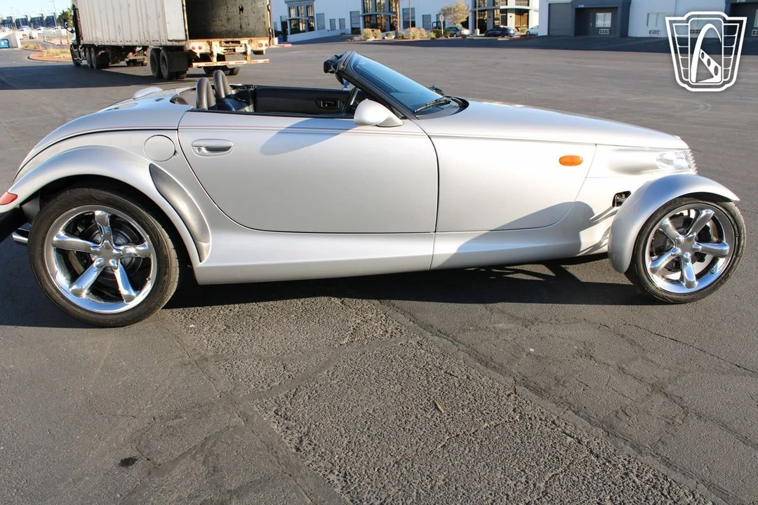 2001 Plymouth Prowler - Image 9 of 12
